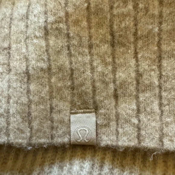 Lululemon Restful Intention Cashmere Sweater Light Pink Size M - Picture 4 of 5